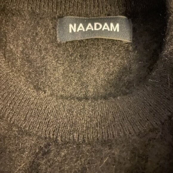 NADAAM lightweight cashmere Ribbed Cropped Sweater in Black - Picture 8 of 9